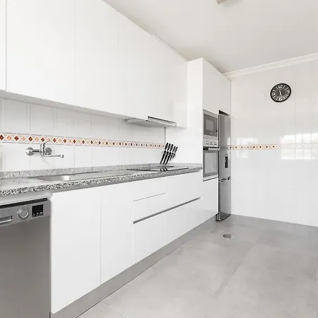 Appartamento Modern-cozy Perto Do Mar *