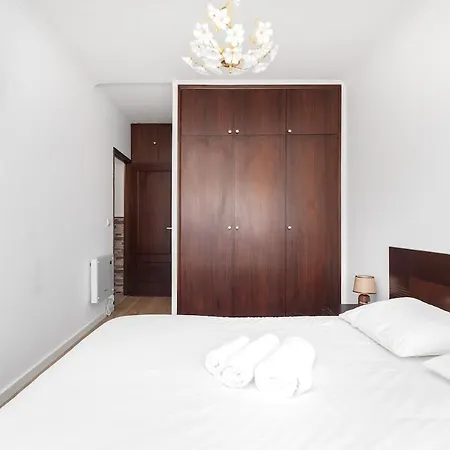 Modern-cozy Perto Do Mar Apartamento