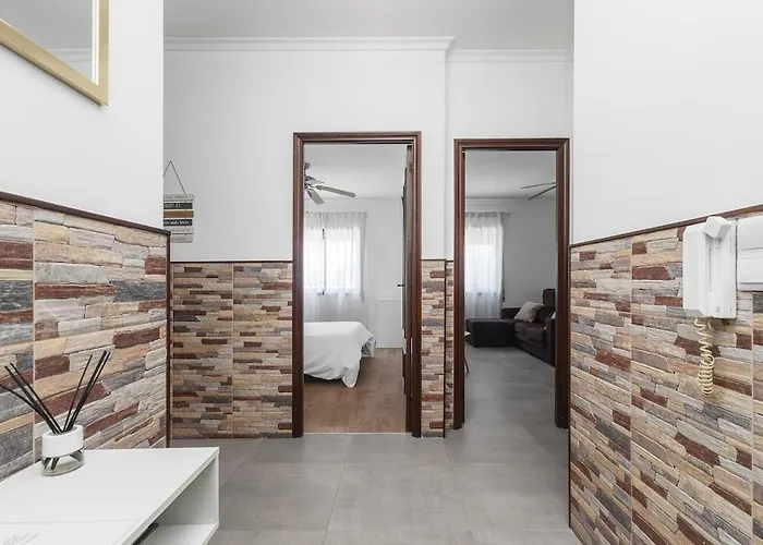 Modern-cozy Perto Do Mar